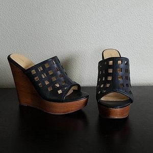 Anne Fontaine wedges